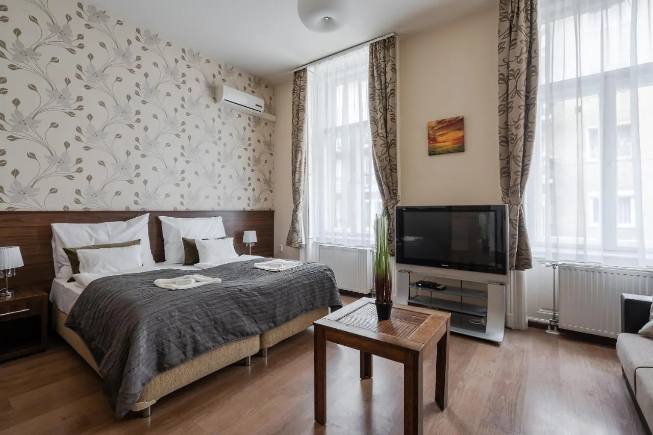 Elit Boutique Rooms- Best Location By Bqa Budapest Hotel