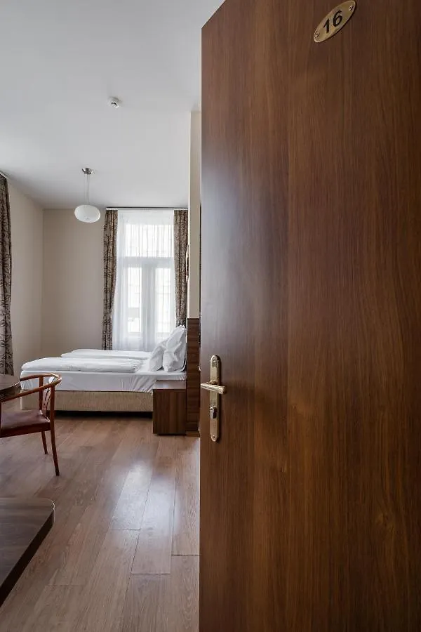 Hotel Elit Boutique Rooms- Best Location By Bqa Budapest