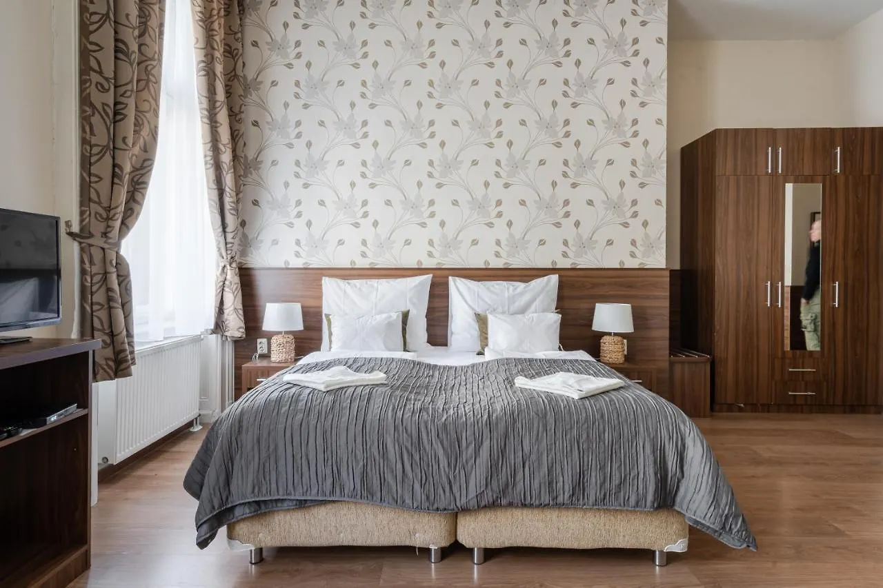 Elit Boutique Rooms- Best Location By Bqa Budapest Hungría