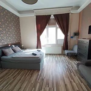 Apartmán Liechtenstein, Budapešť