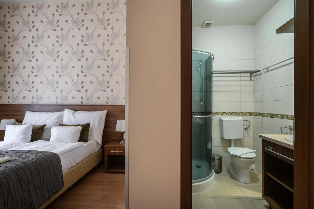 Elit Boutique Rooms- Best Location By Bqa Budapest Hungary
