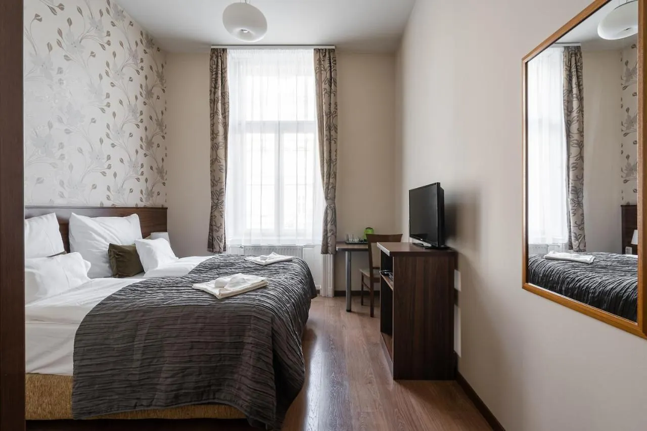 Hotel Elit Boutique Rooms- Best Location By Bqa Budapest Hungary