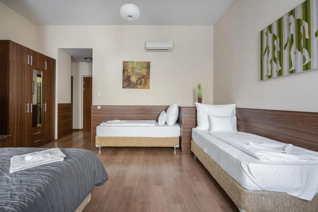 Elit Boutique Rooms- Best Location By Bqa Budapest 0*,